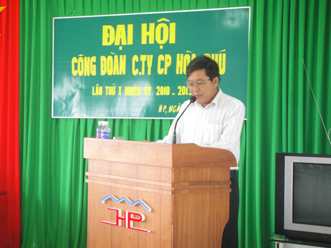 Ông Nguyễn Thành Nhân , Chủ tịch công đoàn Khu Công Nghiệp Phát biểu chỉ đạo Đại hội